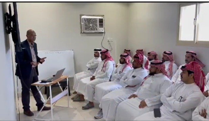 تطوير المهارات المهنية بمختبر الأغذية في أمانة الأحساء